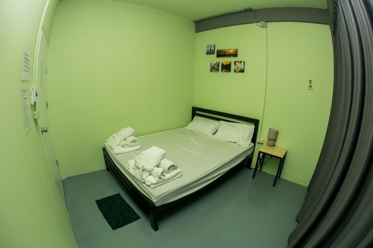 Samsen 8 Hostel Бангкок Экстерьер фото