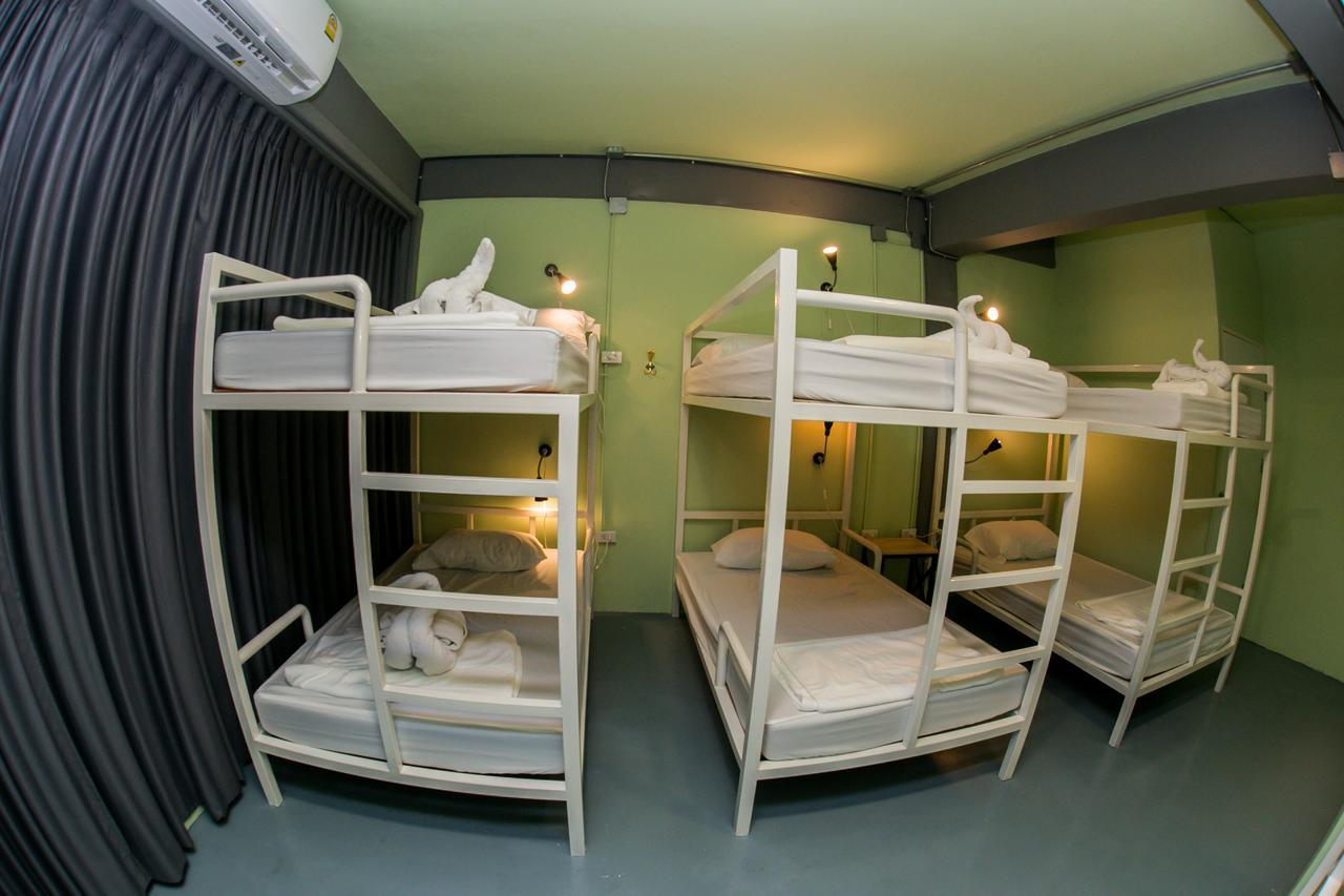 Samsen 8 Hostel Бангкок Экстерьер фото